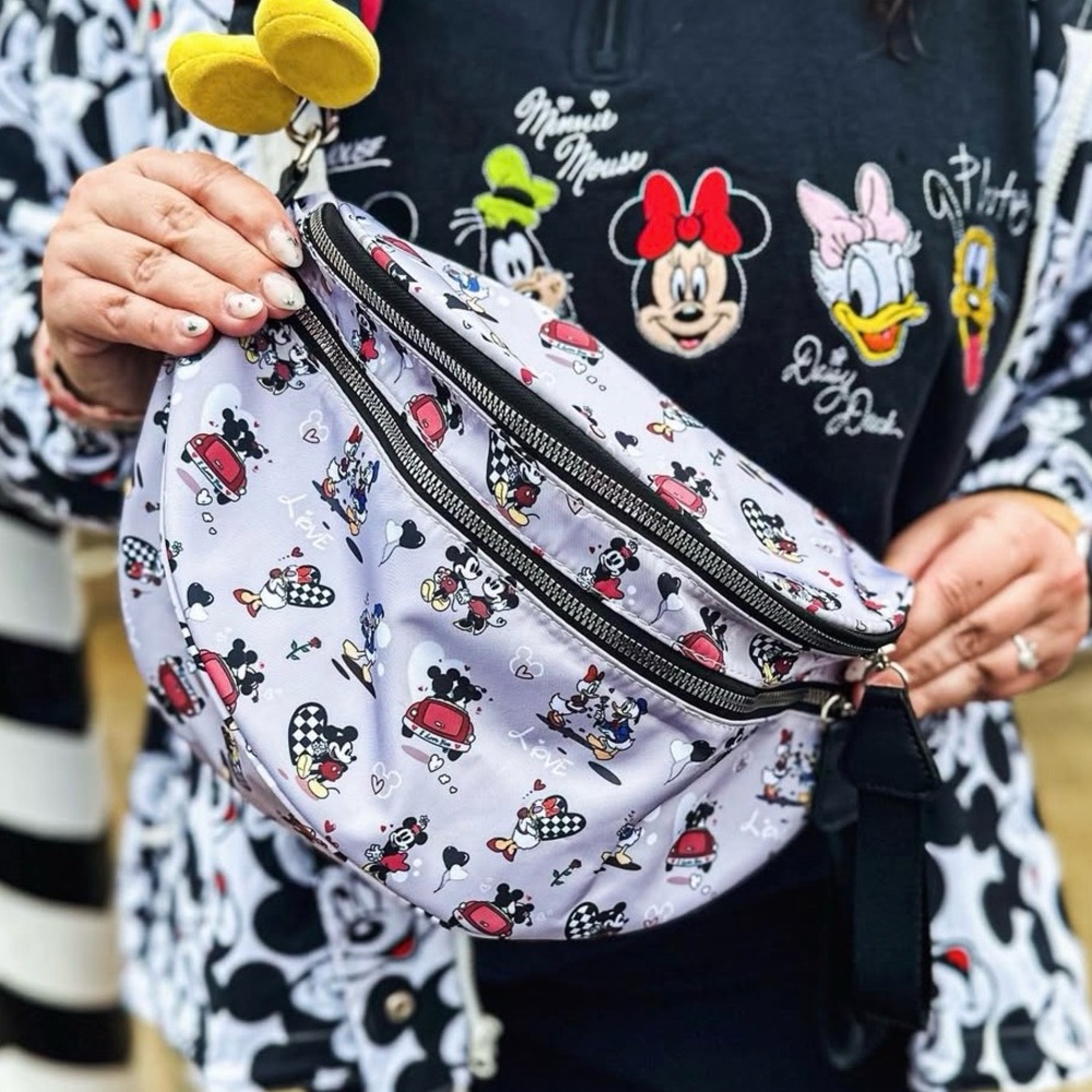 Disney Mickey Mouse Love is in the Air Bag